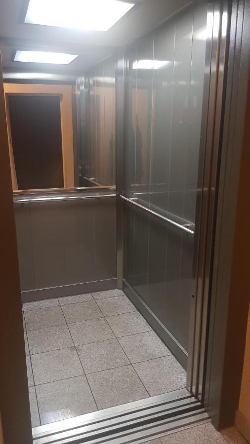S & F Zagreb Apartman Esterno foto